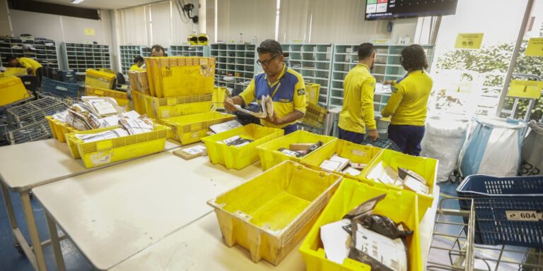aliexpress-e-correios-firmam-acordo-para-acelerar-entregas-no-brasil