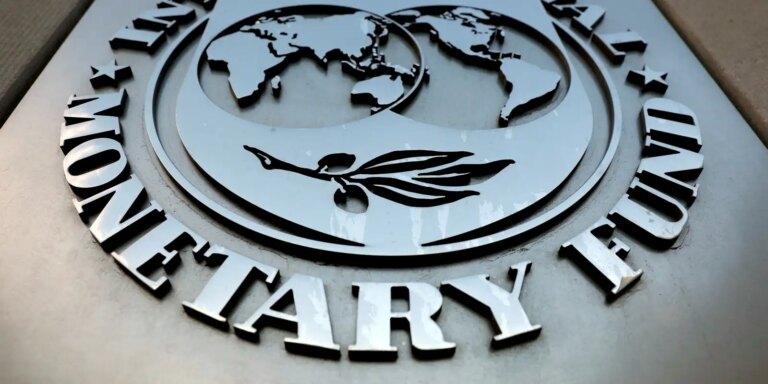 FMI prevê crescimento de 2,2% do PIB do Brasil em 2026 fmi-preve-crescimento-de-2,2%-do-pib-do-brasil em-2026