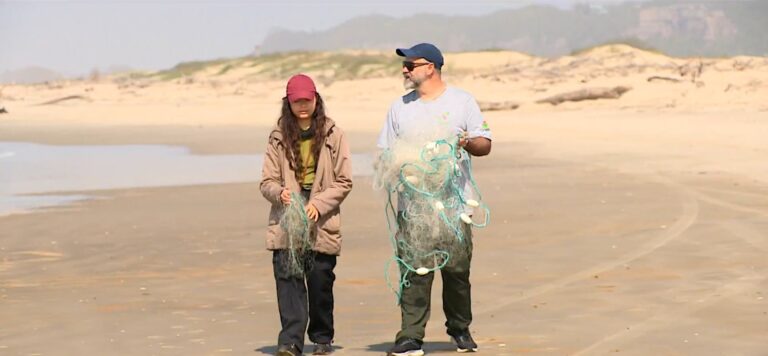 como-‘pesca-fantasma’-impacta-fauna-marinha?-pesquisa-recolhe-redes-abandonadas-em-praias-de-sc-para-entender