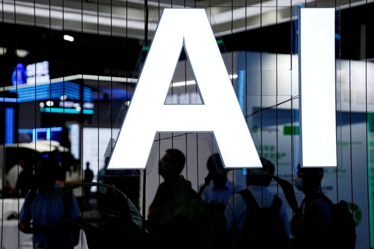 Empresas recorrem à religião para ensinar ética à IA empresas-recorrem-a-religiao-para-ensinar-etica-a-ia