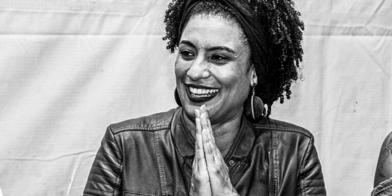 familia-denuncia-agressao-a-marielle-em-grupo-de-whatsapp-da-puc-rio